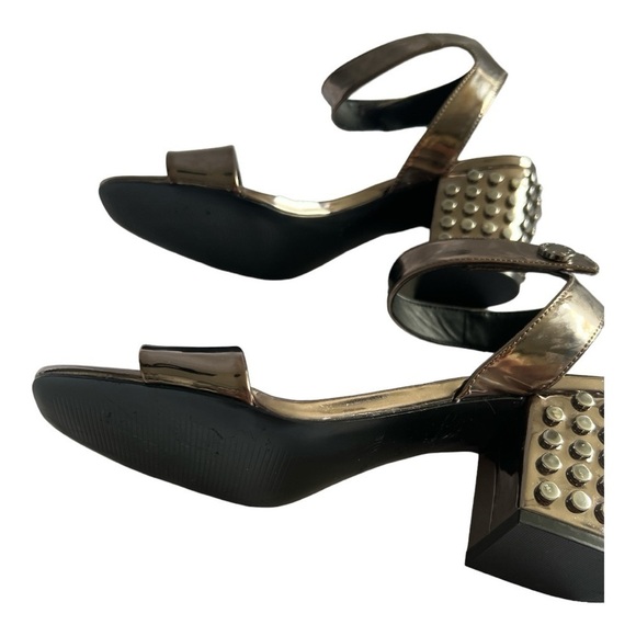 Kendall & Kylie Studded Sandal Ankle
Strap Pewter Sophie 2 - Picture 5 of 6